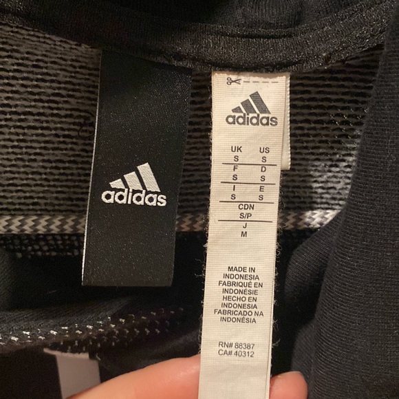 Adidas Sweatshirt - Picture 3 of 4